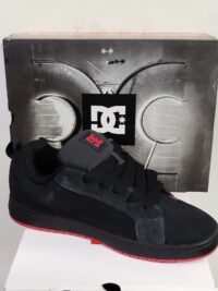 DC Court Graffik Negro Negro Rojo (1) Tenis DC Court Graffik Negro Negro Rojo