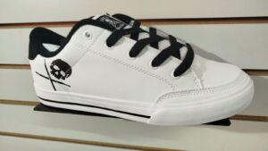 Tenis Circa Modelo Buckle Blanco Negror Sk Tenis C1rca Modelo Buckler Sk